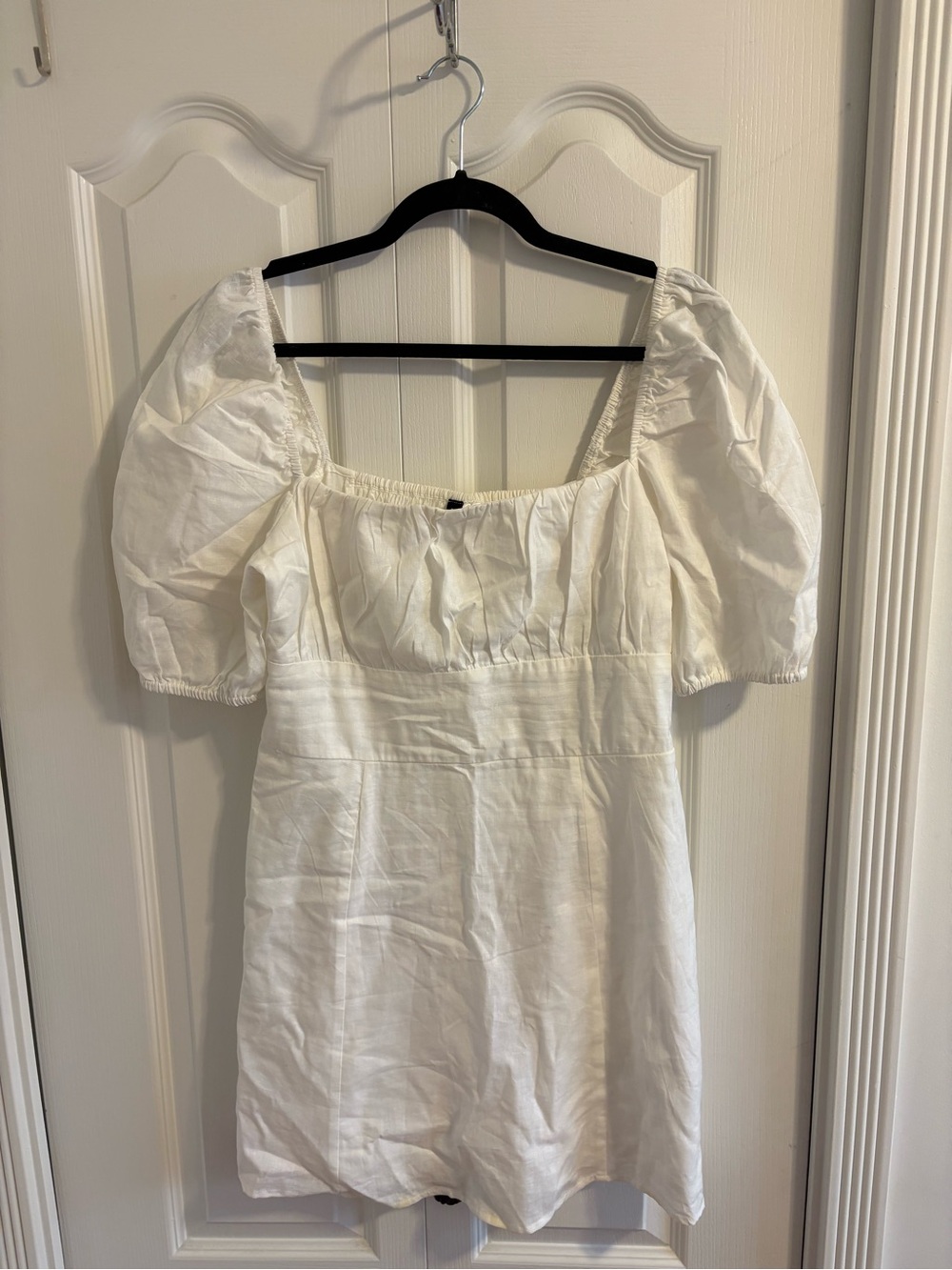 H&M White Puff Sleeve Mini Dress